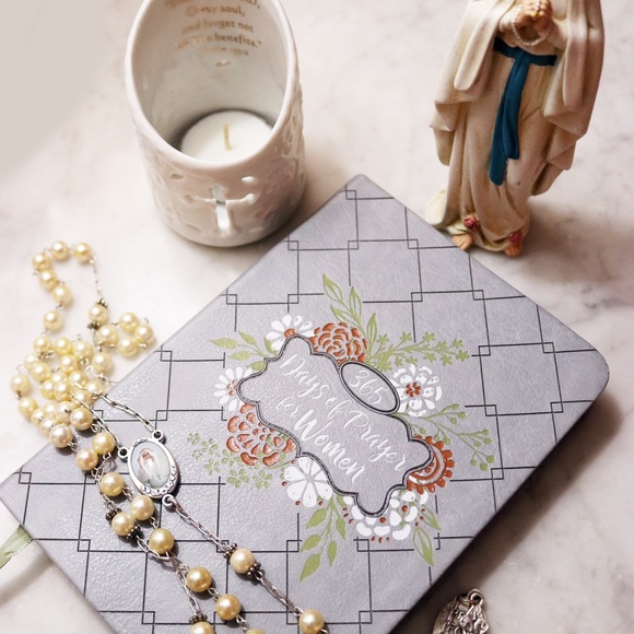 🙏🏻🕊 365 Days of Prayer for Women - Prayer Book - Ladies’ Religious Gift 🙏🏻✨ - Picture 4 of 15